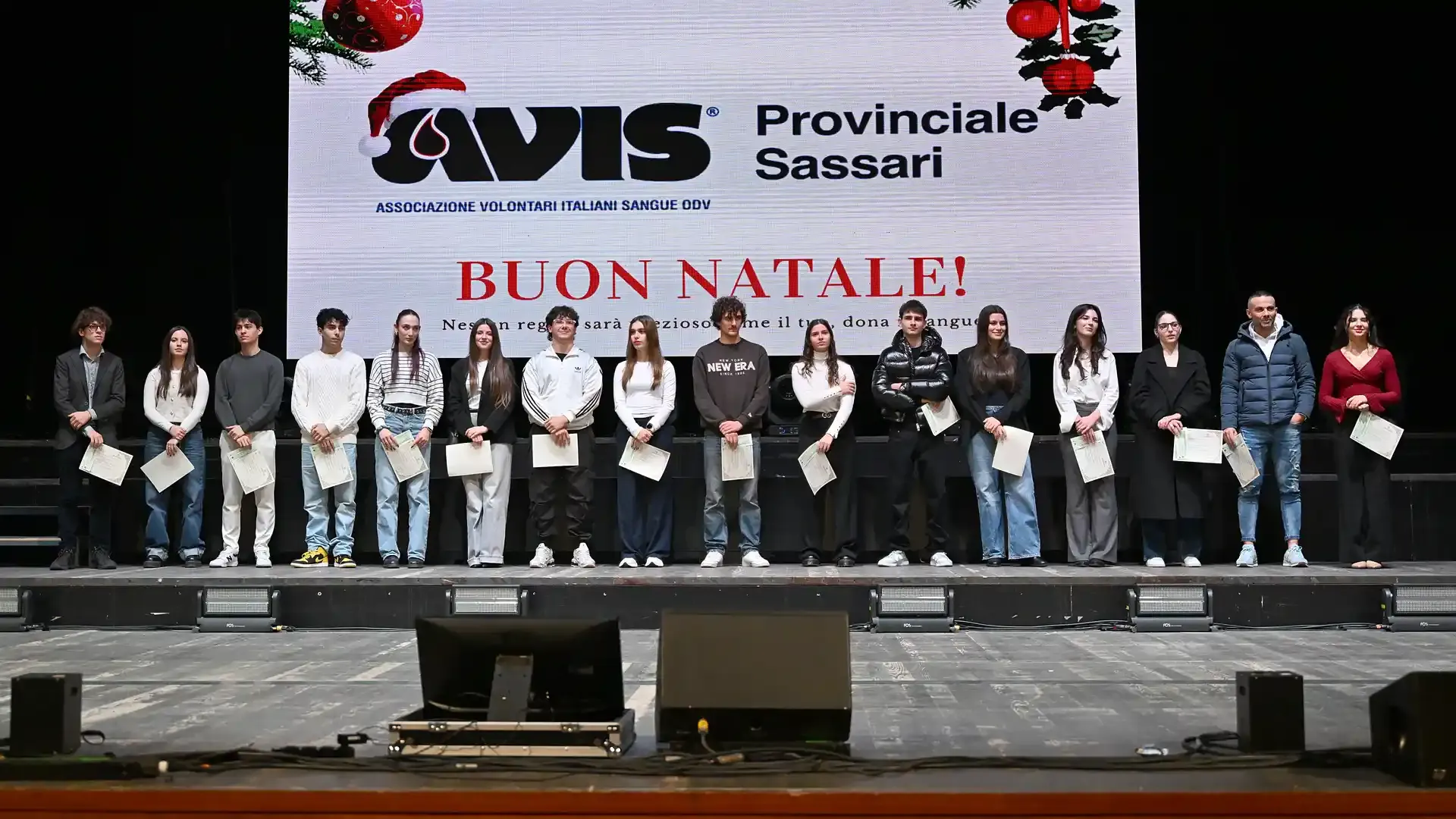 Al Teatro Comunale di Sassari premiati ventuno studenti.